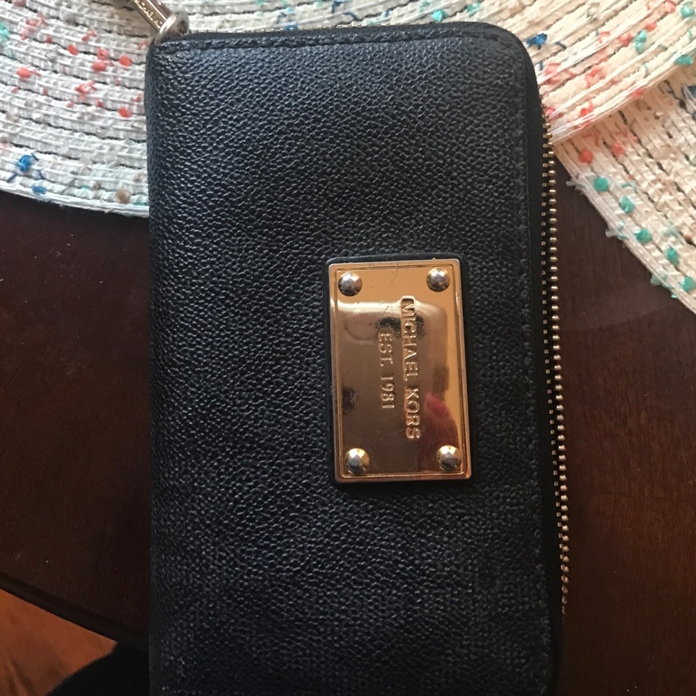 Michael Kors wallet