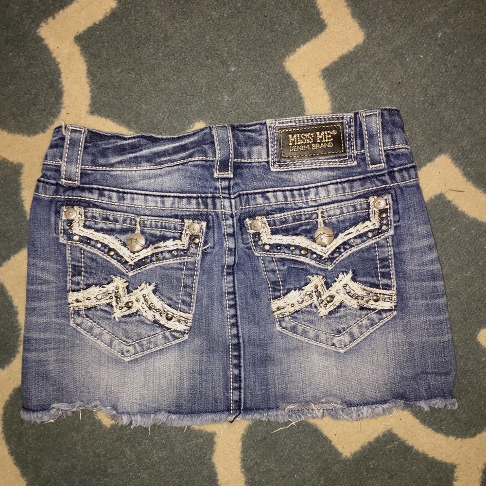 Miss Me Jean Skirt. Size 27.