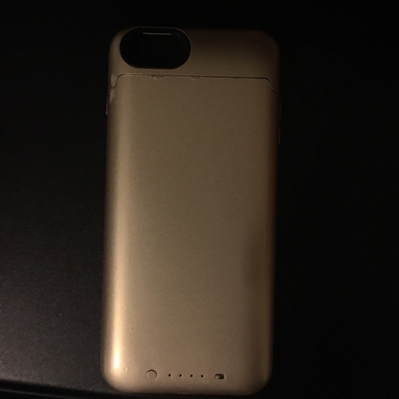 Mophie Gold iPhone 6s+ Battery Charger Pack - Picture 3 of 4