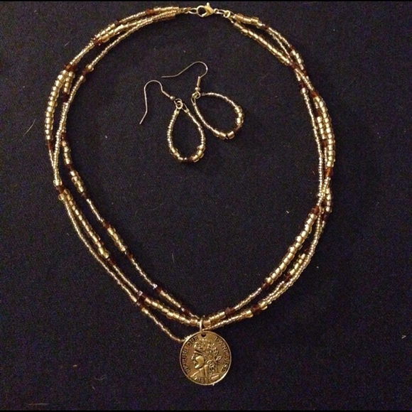 Necklace/w earrings gold - Picture 1 of 2