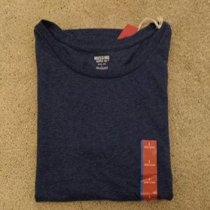 Mossimo T-shirt