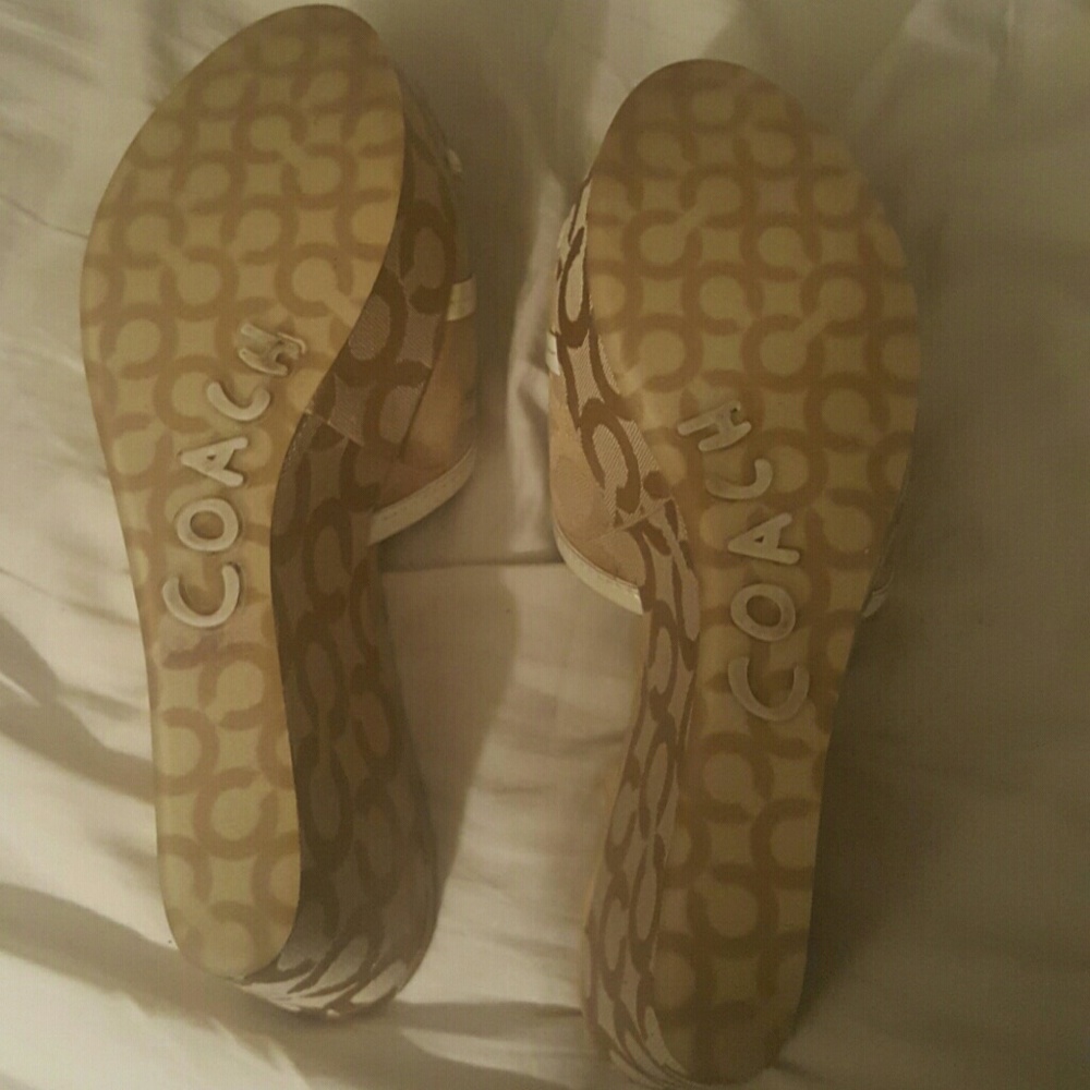 shoes - Picture 3 of 3