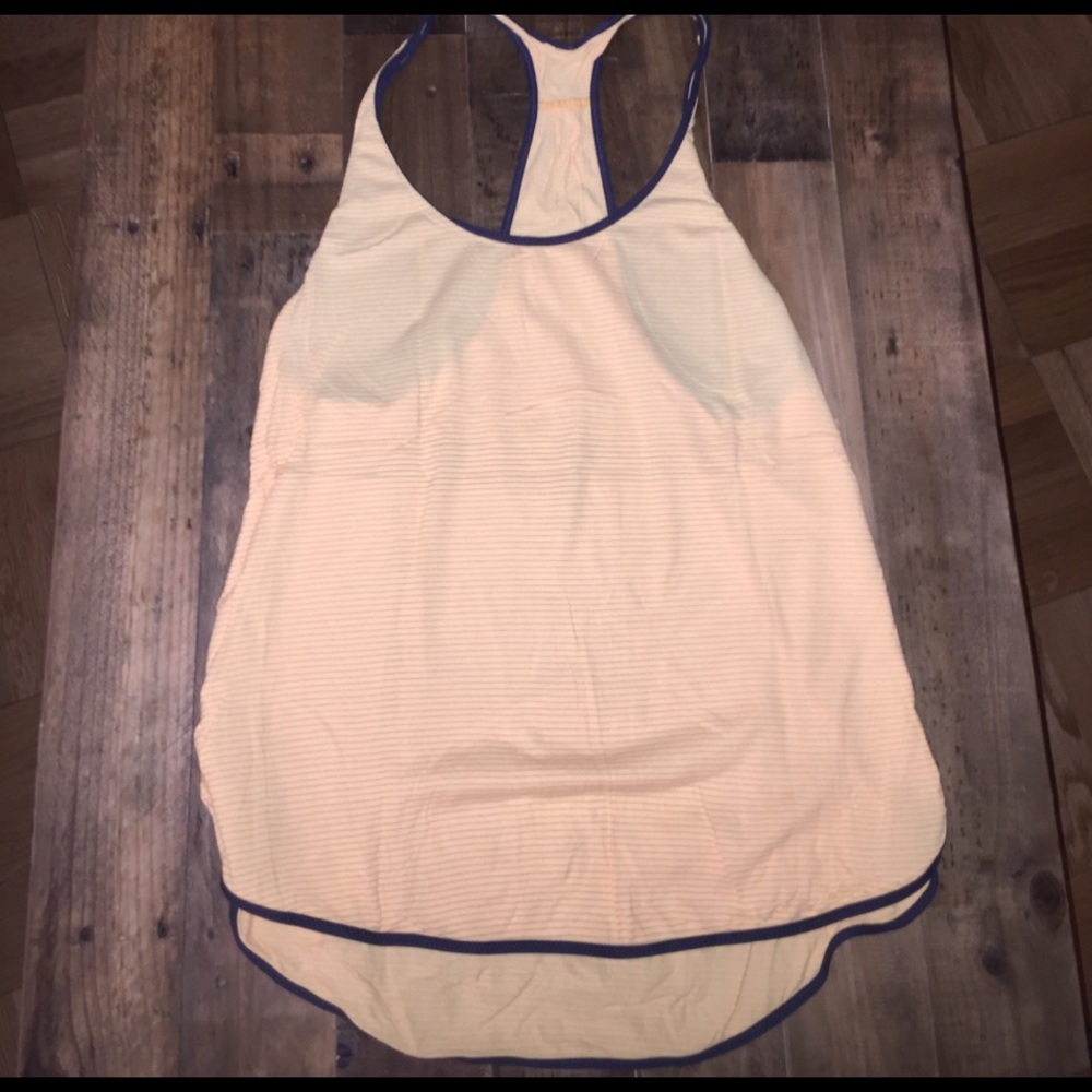 Lululemon tank top