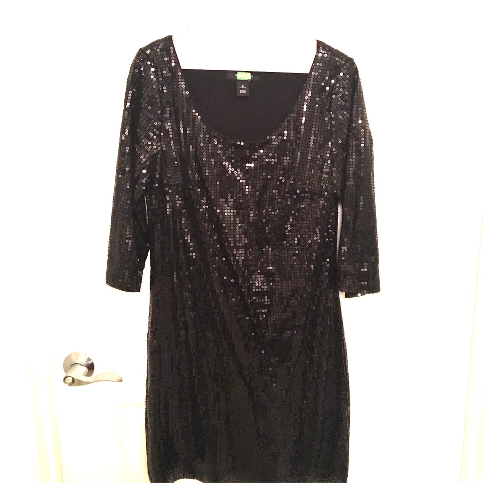 Price ⬇️White House Black Market Sequin Dress👗👠