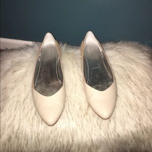 Cream Pointed Flats