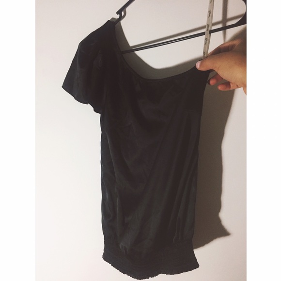 Black silk off-shoulder top - Picture 1 of 2