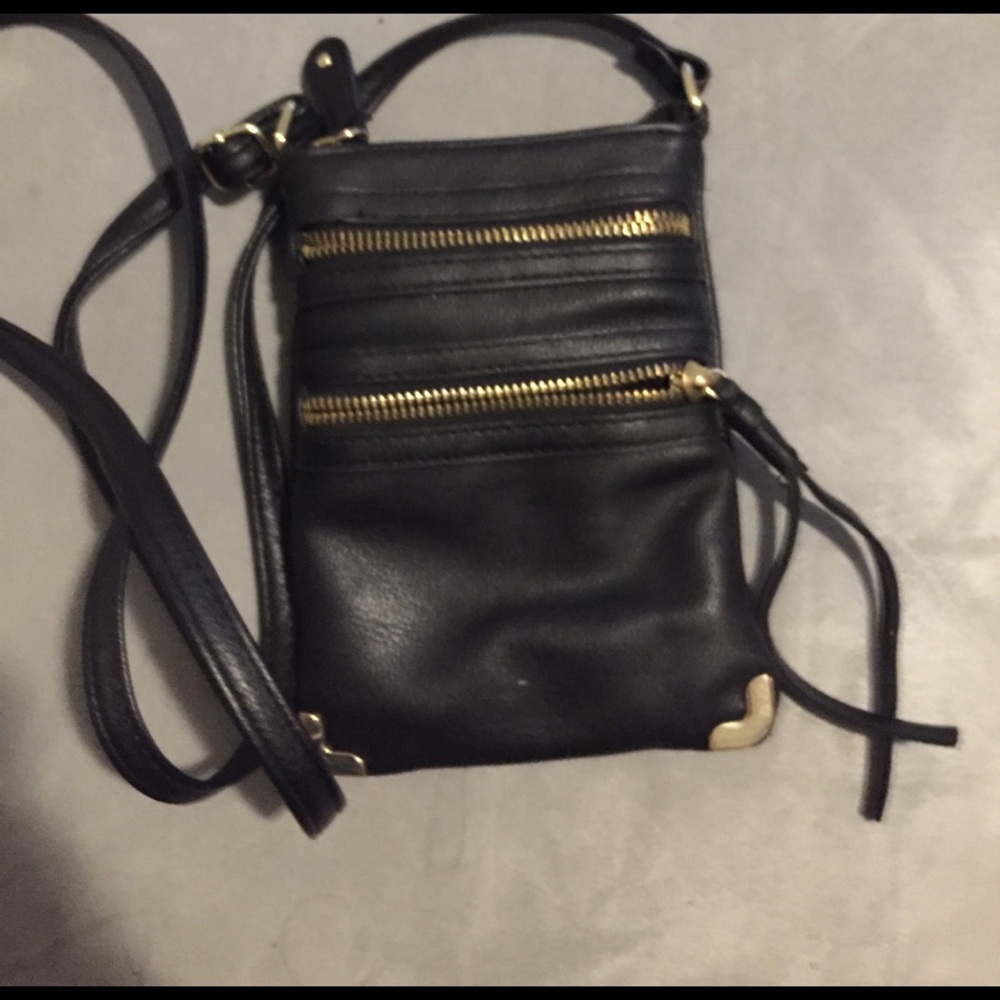 Claire's crossbody bag black