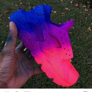 Meet your Posher, Danashia