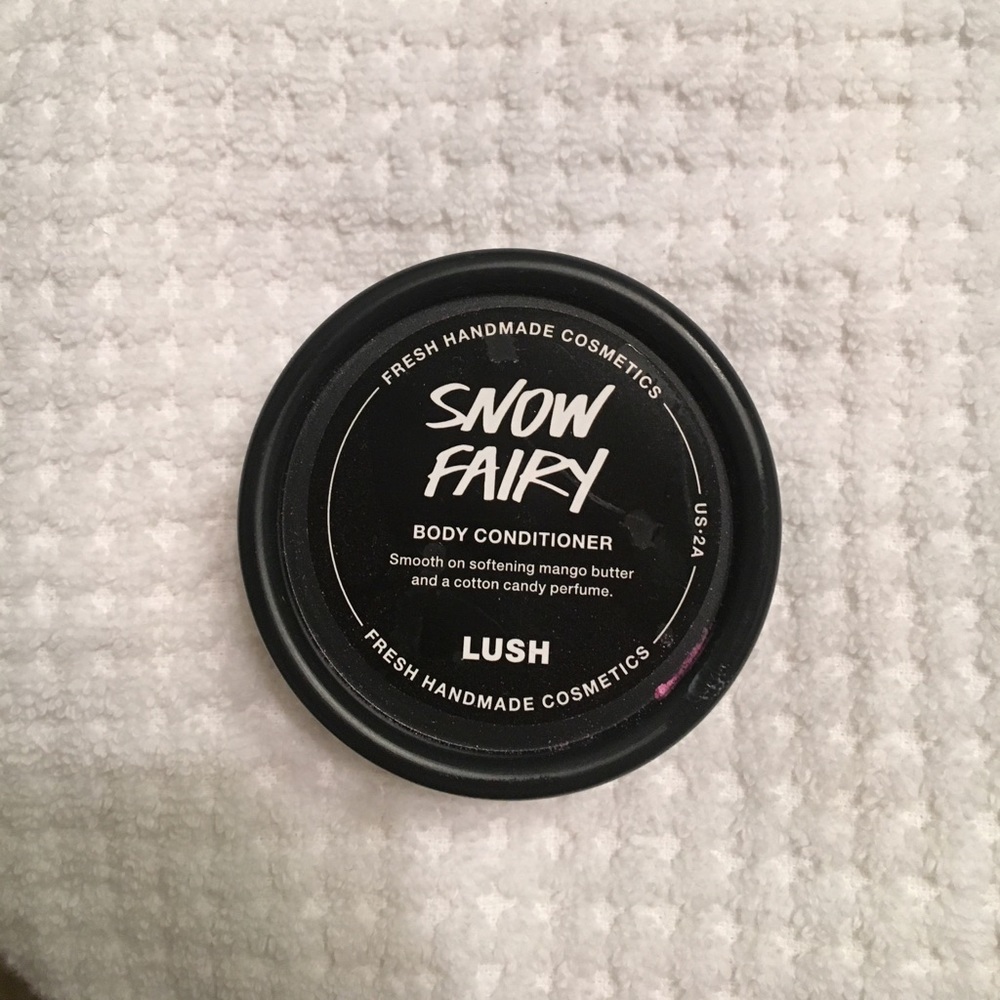 LUSH Snow Fairy Body Conditioner