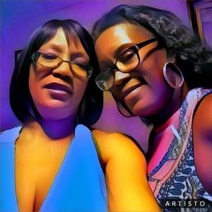 Meet your Posher, Adorna