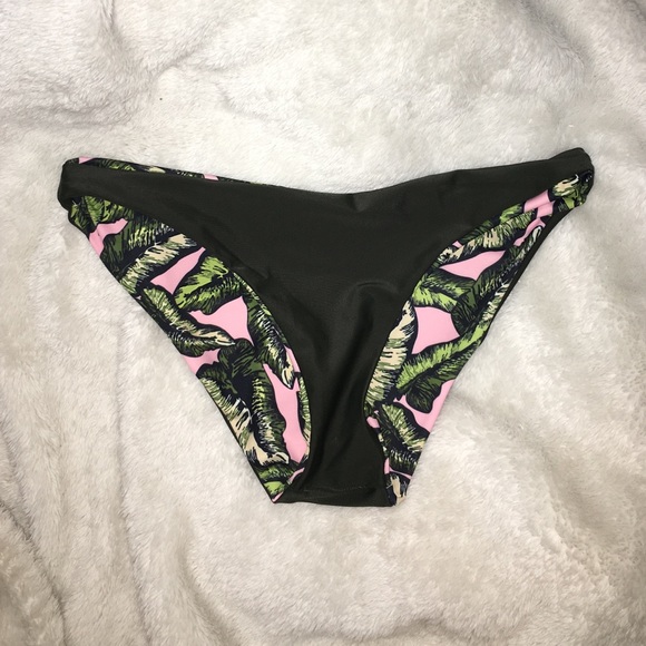 reversible cupshe bikini bottoms - Picture 2 of 2