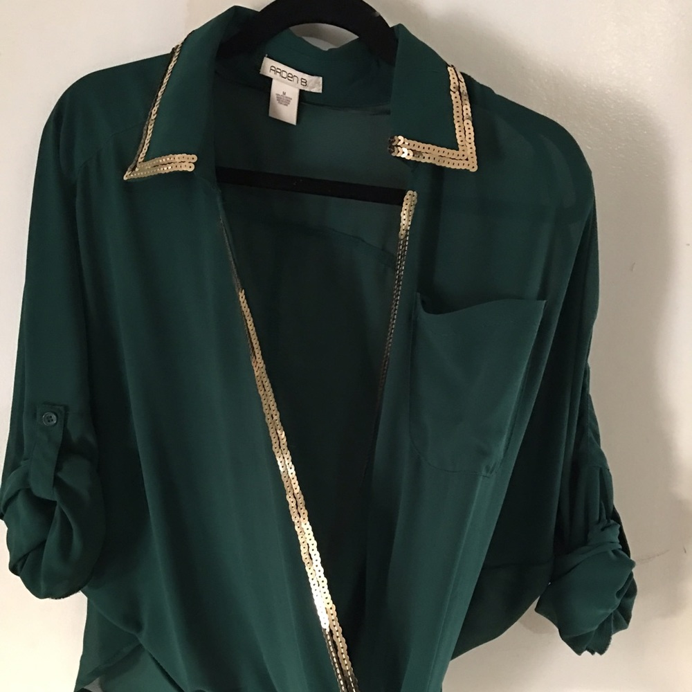 Open collar top with gold sequin detail