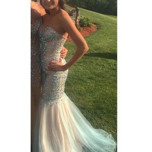 Terani Couture prom dress! embellished! Worn once!