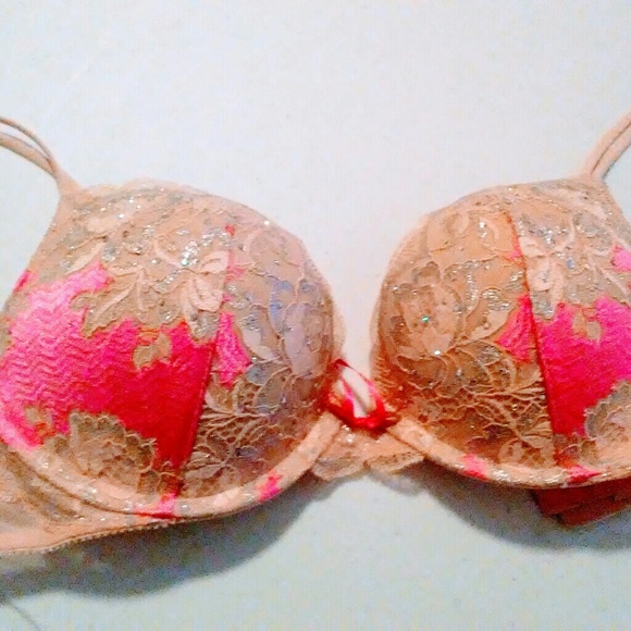 Bra - Picture 1 of 1