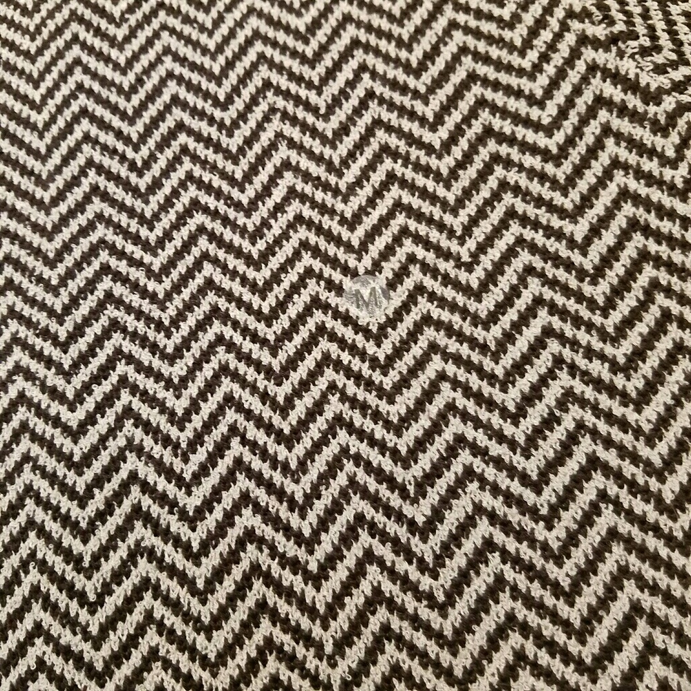 Casual Corner Knit Short Sleeve Top Chevron M - Picture 5 of 6