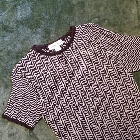 Casual Corner Knit Short Sleeve Top Chevron M - Picture 2 of 6