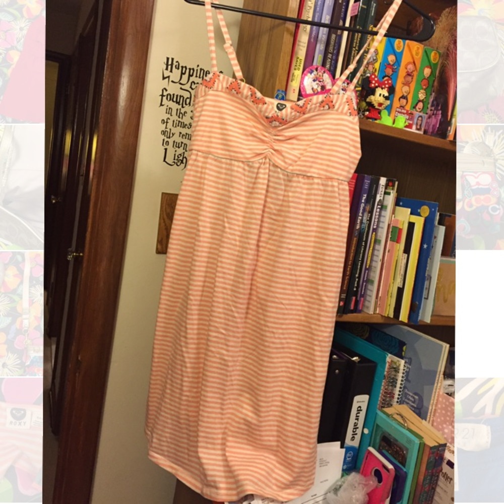 Roxy coral dress