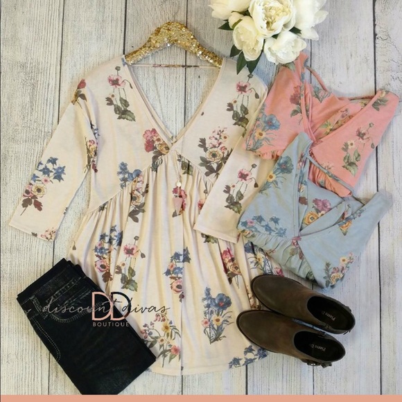 Tops - Blue Boutique top NWOT