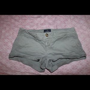 American Eagle army green stretch shorts