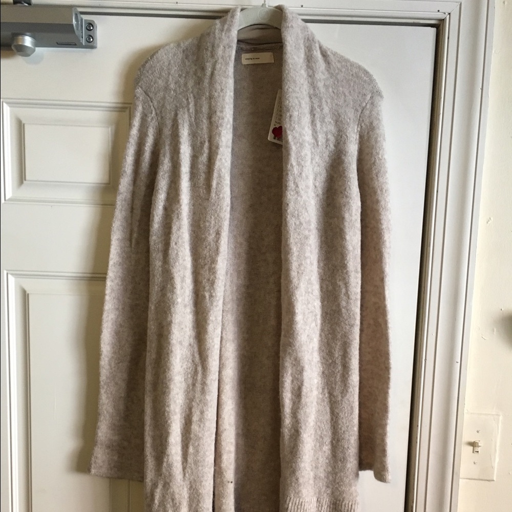 💕 OFFERS ACCEPTED 💕Anthro sweater NWT
