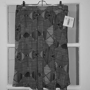 NWT LulaRoe Madison Skirt XL