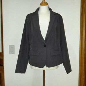 NWT F21+ charcoal gray blazer