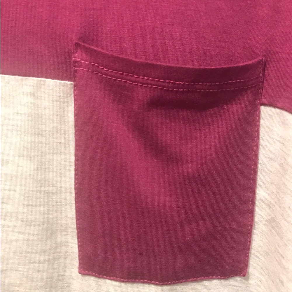 Color Block Top - Picture 3 of 4