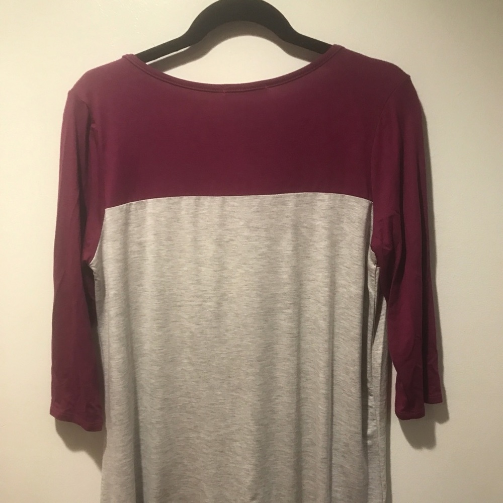 Color Block Top - Picture 4 of 4
