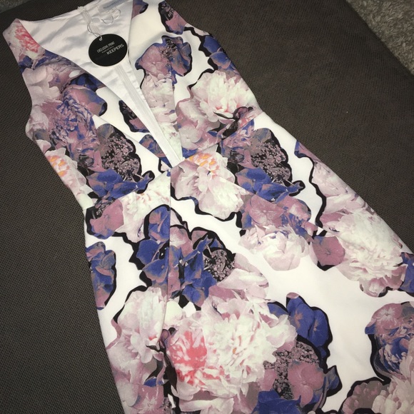 Finders Keepers Dress - Picture 5 of 6