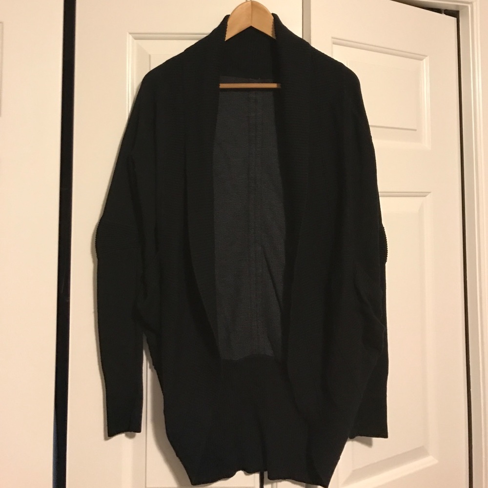 Lululemon Reversible Cardigan Black and Grey
