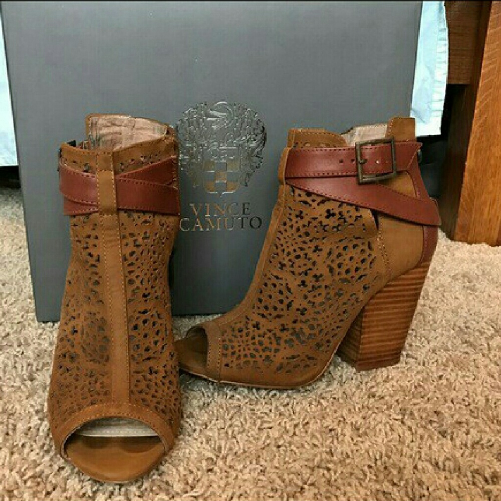 Vince Camuto light brown ankle boots