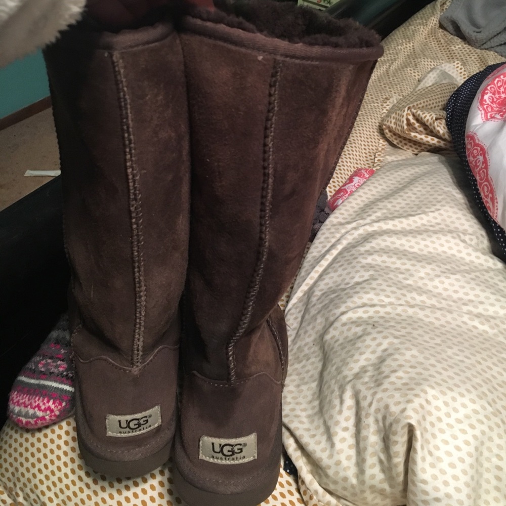 Size 8.5 tall brown uggs