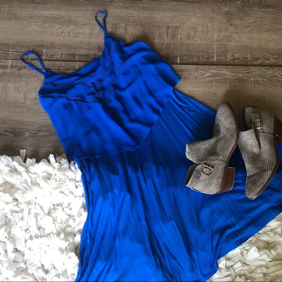 ana  Dresses & Skirts - Flowy dress