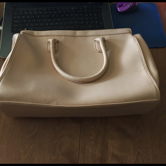 JustFab Blush Pink Gold Chain Esteban Handbag - Picture 4 of 7