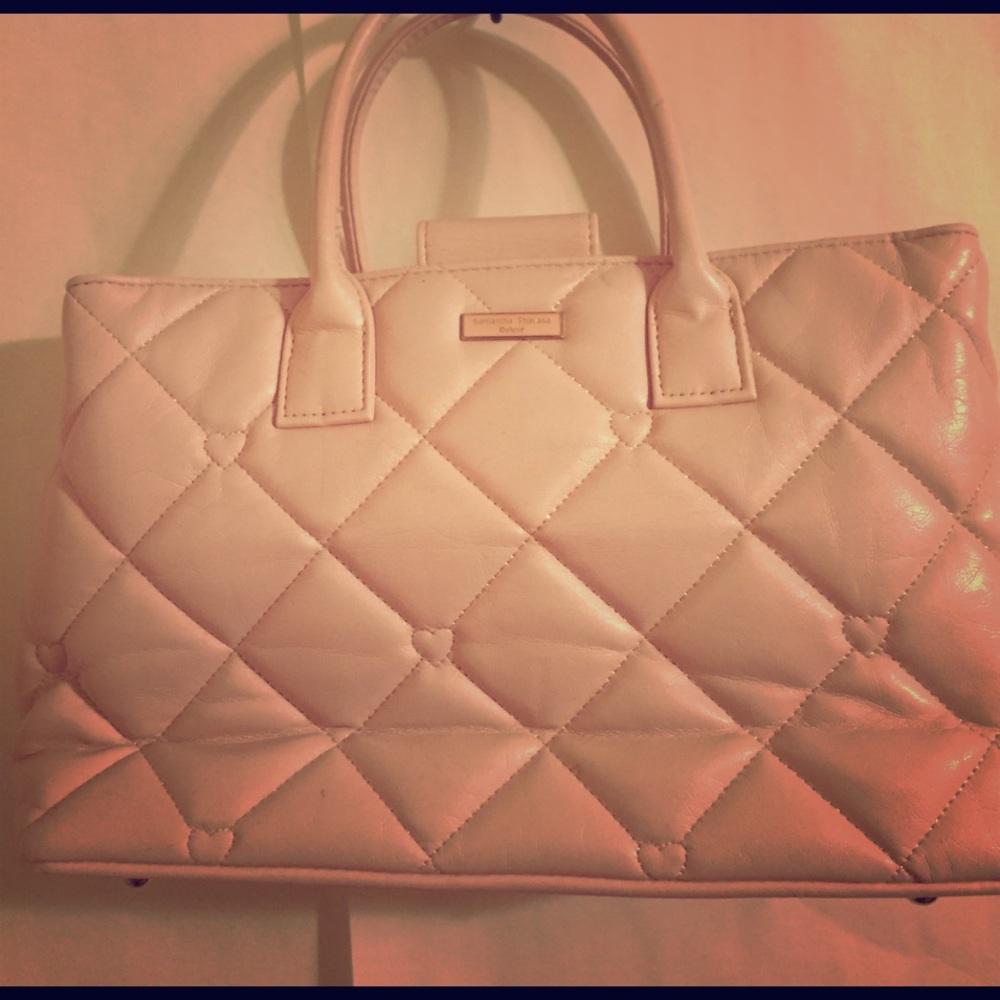 Samantha thavasa deluxe handbag