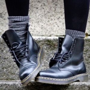 dr. martens 1460 nappa leather boots