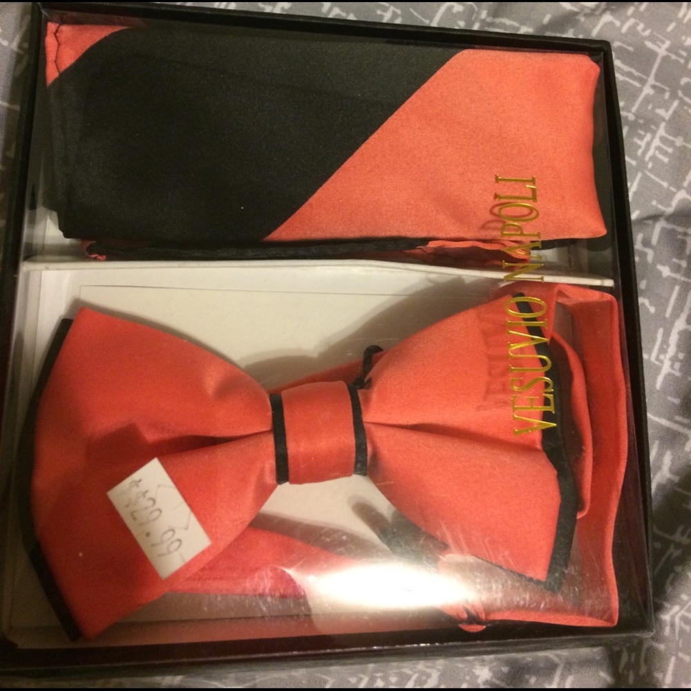 Tie set