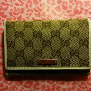 Gucci wallet