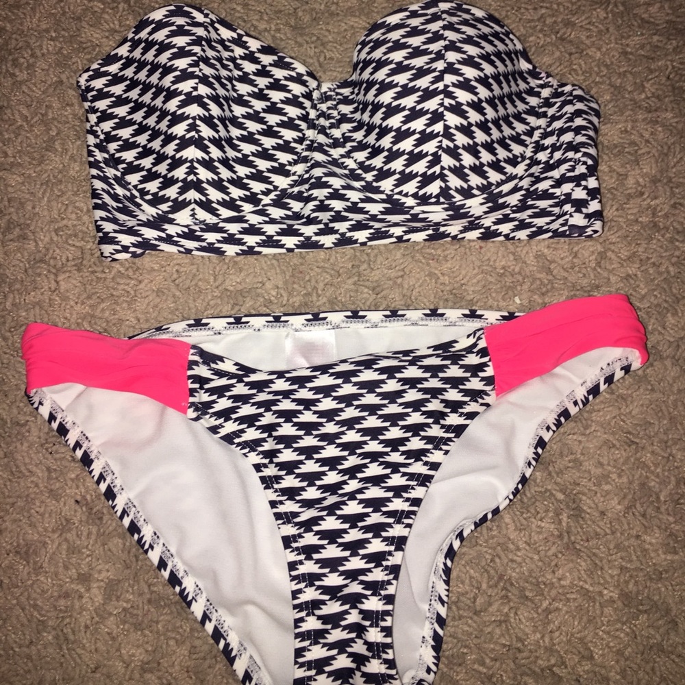 Bathing suit