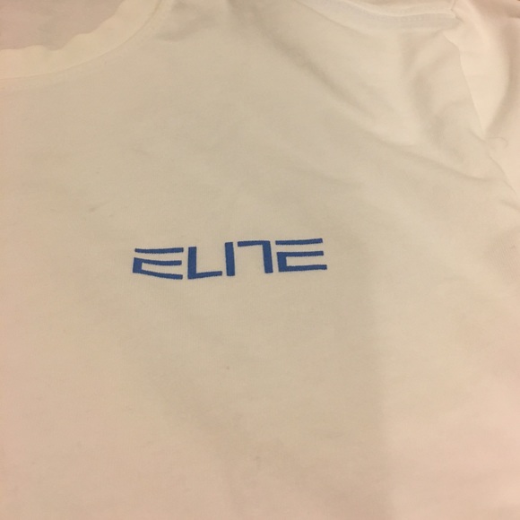 Nike Dri-Fit White T-Shirt - Picture 3 of 4