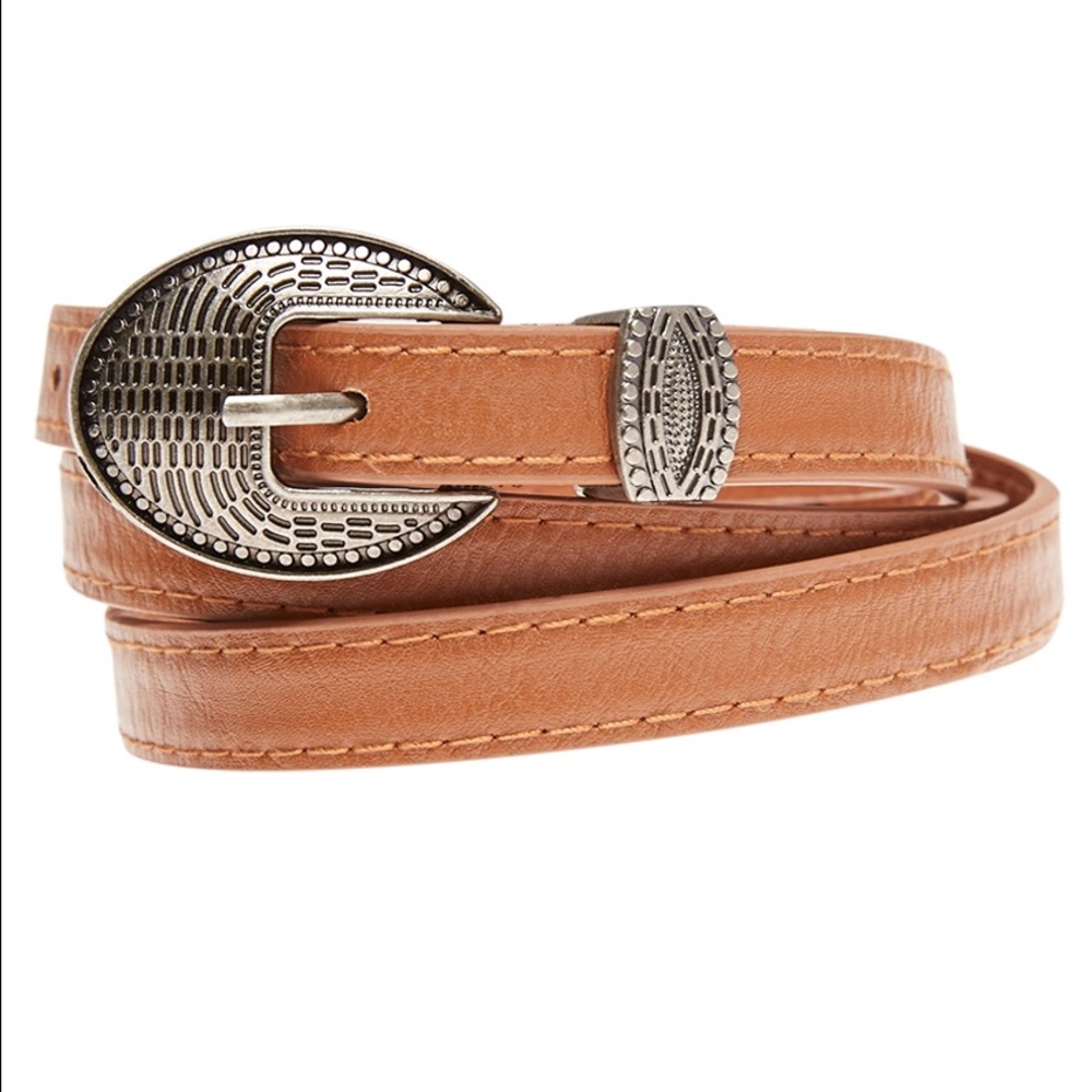 NWOT BROWN VINTAGE Buckle Medium skinny belt