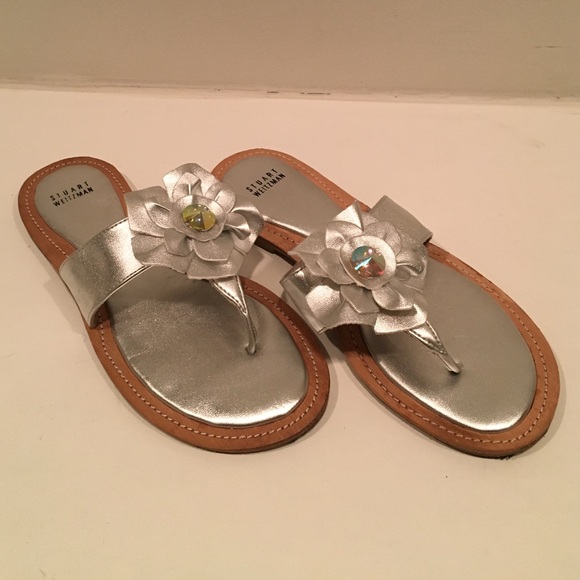 Stuart Weitzman Shoes - Stuart Weizmann silver sandals Stuart Weitzman Shoes - Stuart Weizmann silver sandals