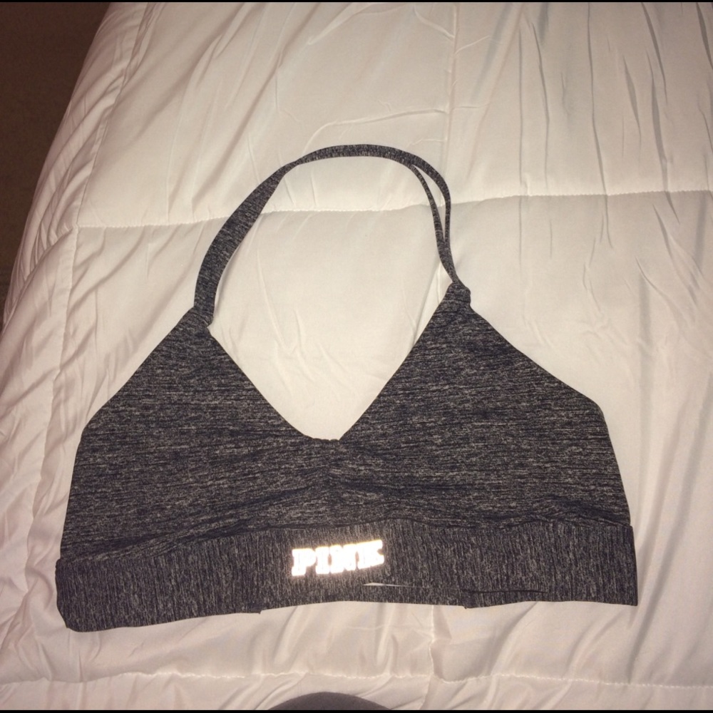 NWOT PINK ULTIMATE SPORTS BRA