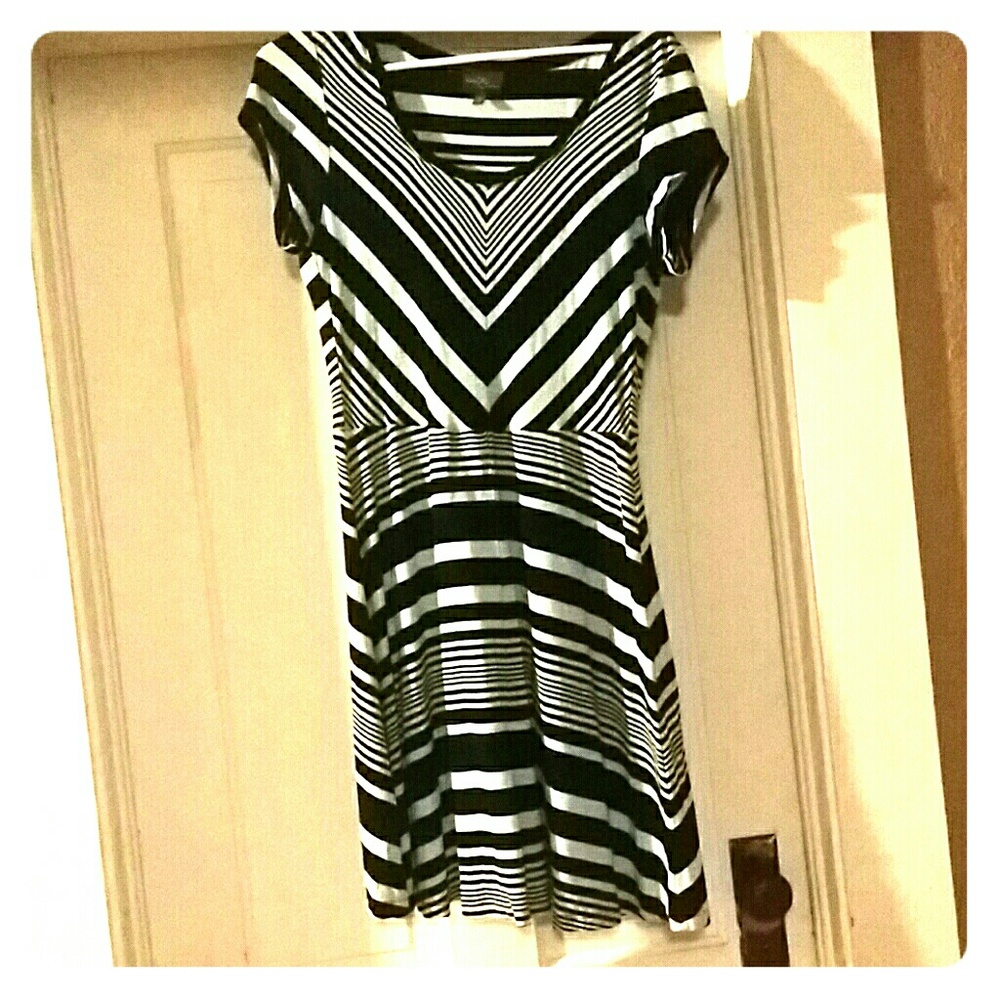 Market & Spruce Dress