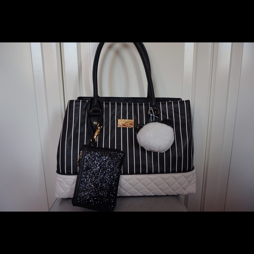 Betsey Johnson Purse *15 mintue deal*