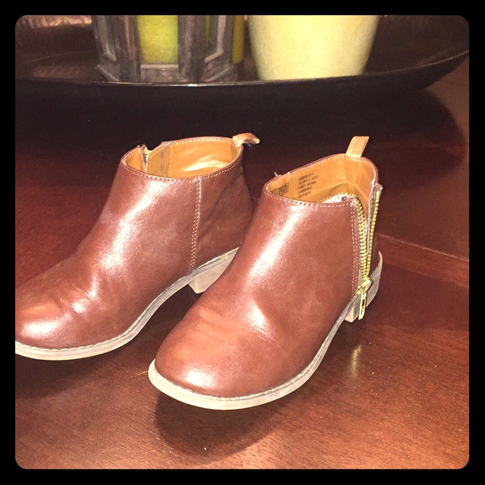 Gap ankle boots size 13