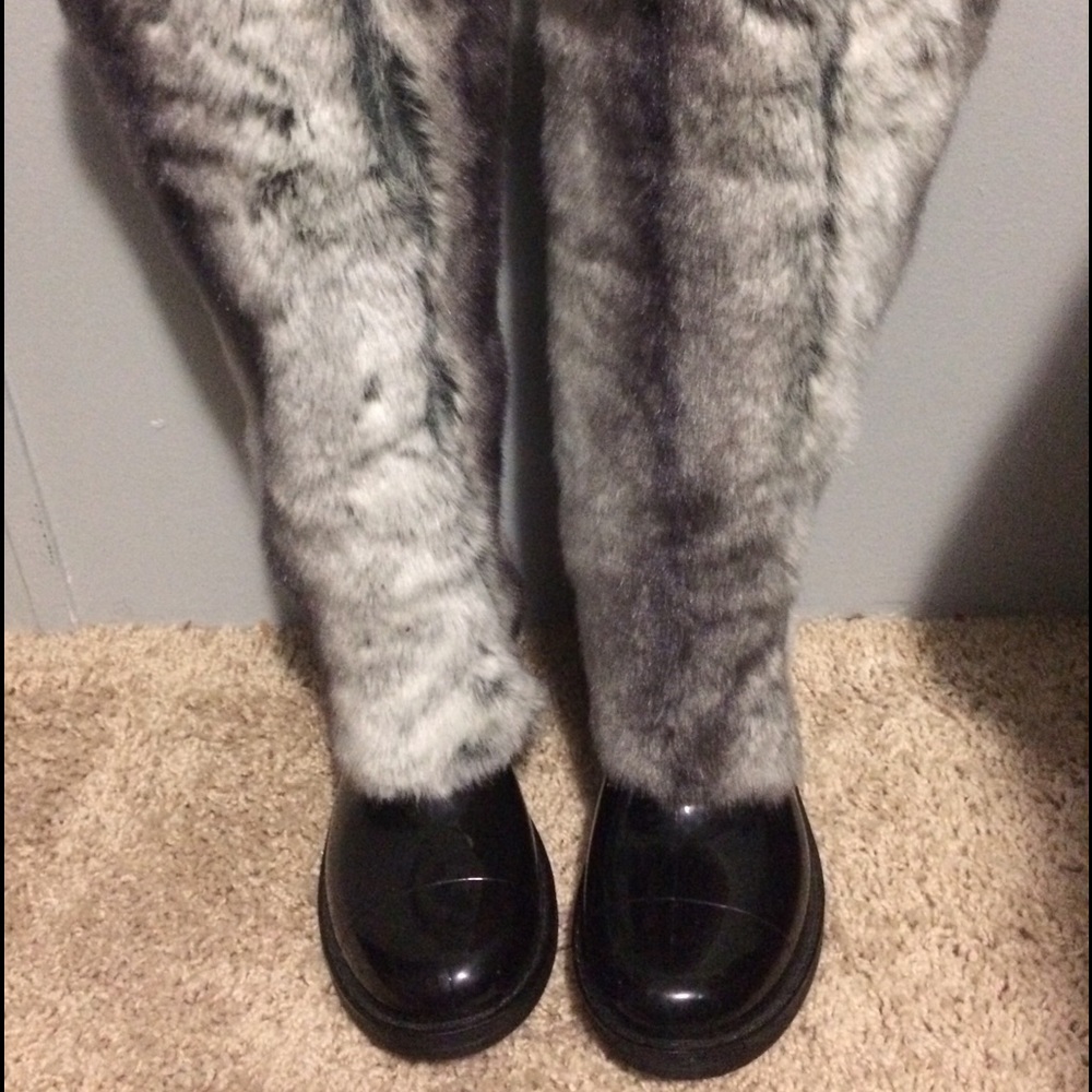 Fur rain boots Sz6
