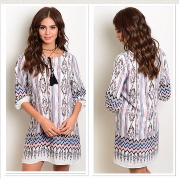 🚨CLOSET CLOSING🚨 Peasant Style Shift Dress - Picture 2 of 4