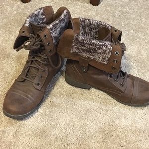 Mossimo Boots