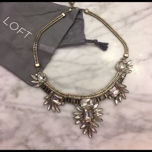 💗HOST PICK💗Ann Taylor Loft Crystal Necklace